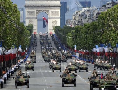 «Θωρακίζεται» το Παρίσι ενόψει των εορτασμών της εθνικής επετείου - 11.000 αστυνομικοί επί ποδός